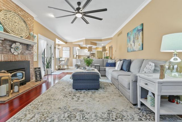 3477 Brookfield Drive, Newburgh, IN 47630
