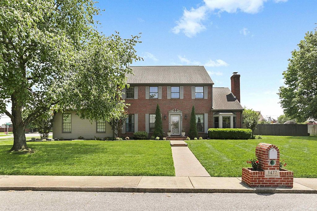 3477 Brookfield Drive, Newburgh, IN 47630