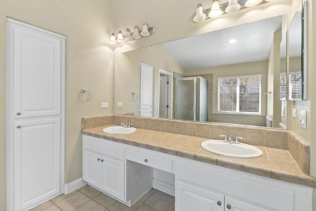 11769 Lilac Canyon Ct, Rancho Cordova, CA 95742