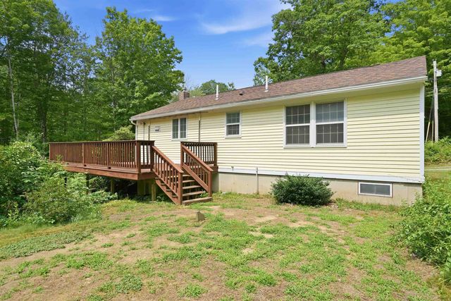 39 Old Center Harbor Road, Meredith, NH 03253