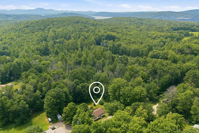 39 Old Center Harbor Road, Meredith, NH 03253