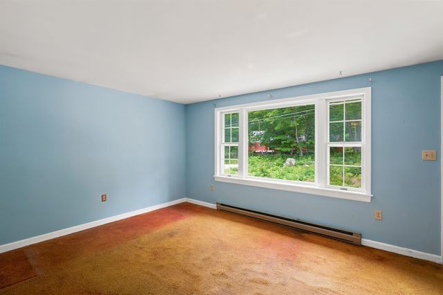 39 Old Center Harbor Road, Meredith, NH 03253