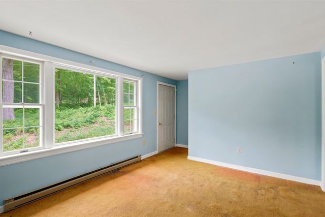39 Old Center Harbor Road, Meredith, NH 03253