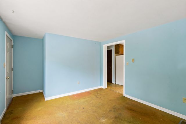 39 Old Center Harbor Road, Meredith, NH 03253
