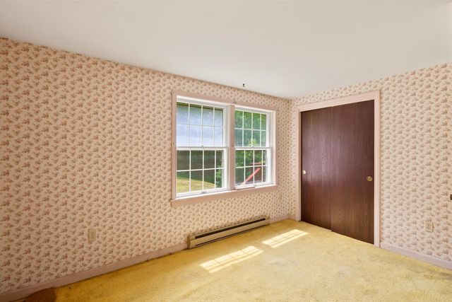 39 Old Center Harbor Road, Meredith, NH 03253