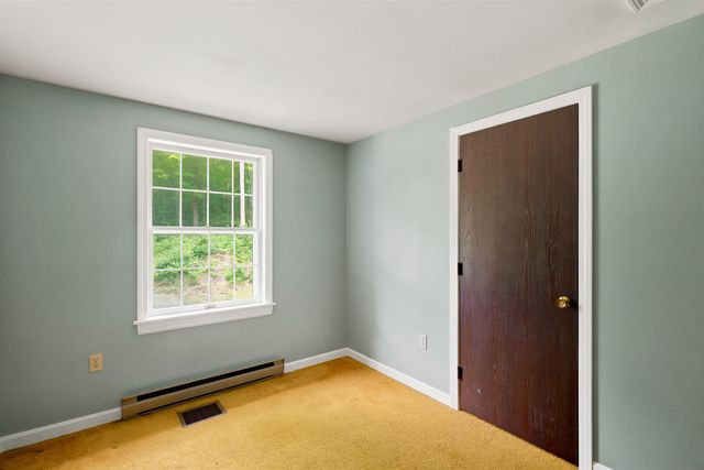 39 Old Center Harbor Road, Meredith, NH 03253