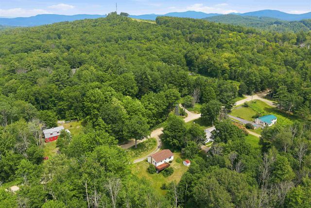 39 Old Center Harbor Road, Meredith, NH 03253
