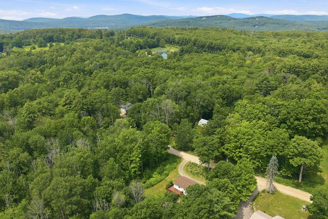 39 Old Center Harbor Road, Meredith, NH 03253