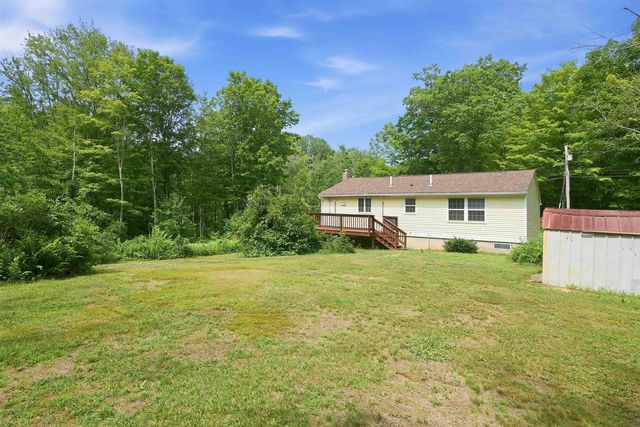 39 Old Center Harbor Road, Meredith, NH 03253