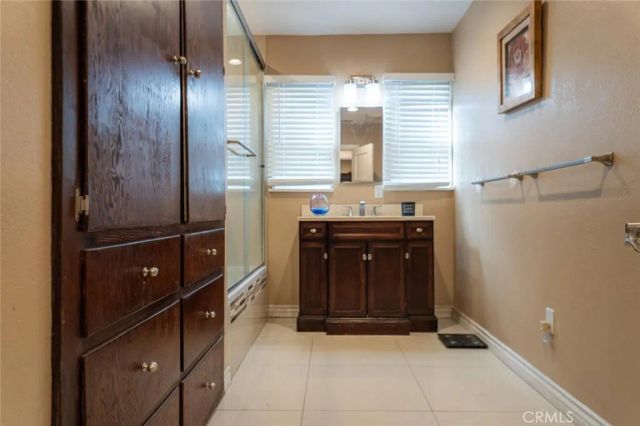 9915 Rose, Bellflower, CA 90706