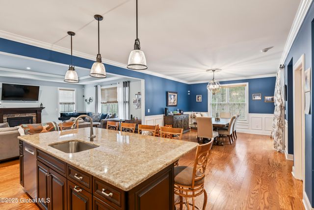 3 Grace Court, Clifton Park, NY 12065