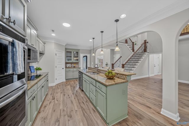 7087 Pale Dawn Place SE, Owens Cross Roads, AL 35763