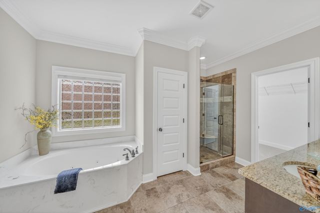 7087 Pale Dawn Place SE, Owens Cross Roads, AL 35763