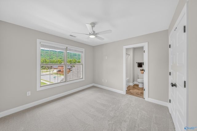 7087 Pale Dawn Place SE, Owens Cross Roads, AL 35763