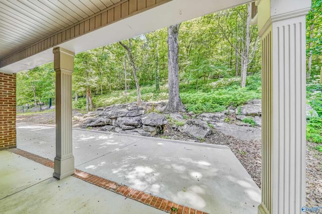 7087 Pale Dawn Place SE, Owens Cross Roads, AL 35763