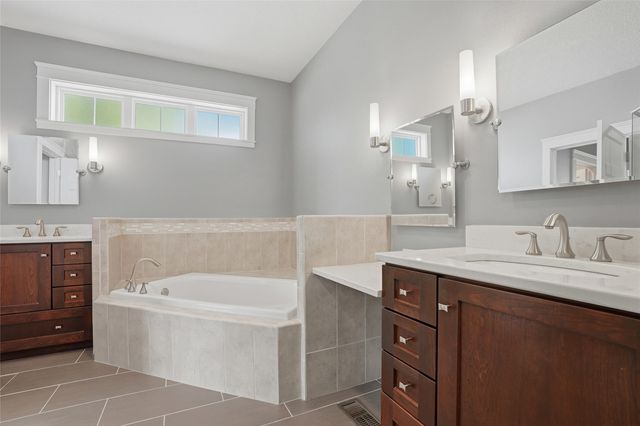 845 Chukar Circle, North Liberty, IA 52317