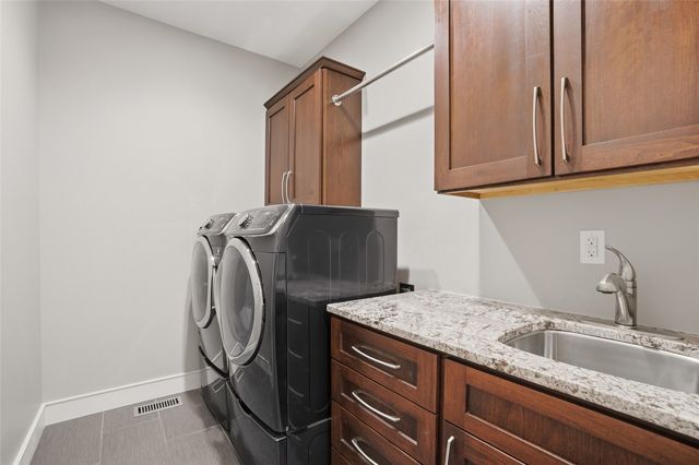 845 Chukar Circle, North Liberty, IA 52317