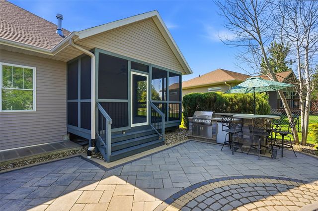 845 Chukar Circle, North Liberty, IA 52317