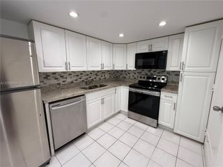 400 Kings Point Dr 608, Sunny Isles Beach, FL 33160