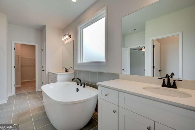 105 Arabella Parkway, Locust Grove, GA 30248