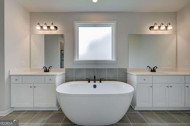 105 Arabella Parkway, Locust Grove, GA 30248