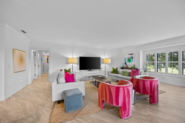 13254 Polo Club Road C204, Wellington, FL 33414