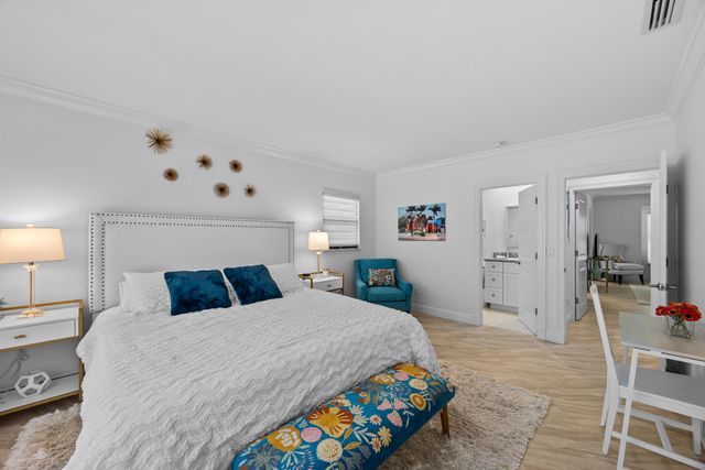 13254 Polo Club Road C204, Wellington, FL 33414