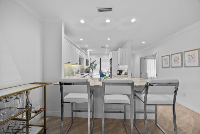 13254 Polo Club Road C204, Wellington, FL 33414