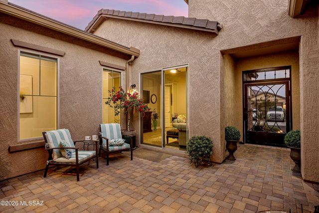 8489 N Lone Ranger Road, Tucson, AZ 85743