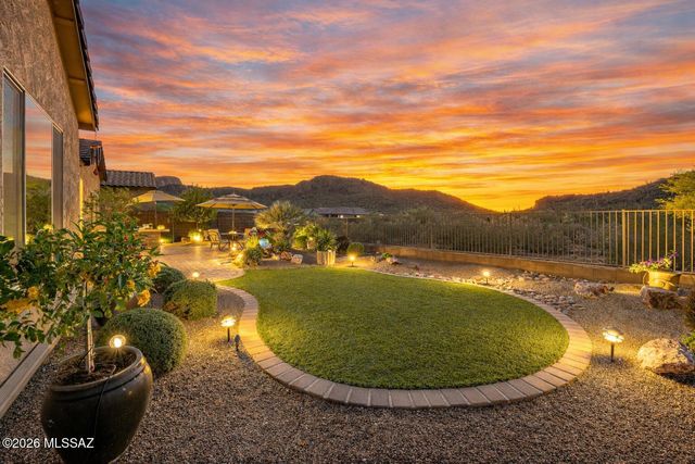 8489 N Lone Ranger Road, Tucson, AZ 85743