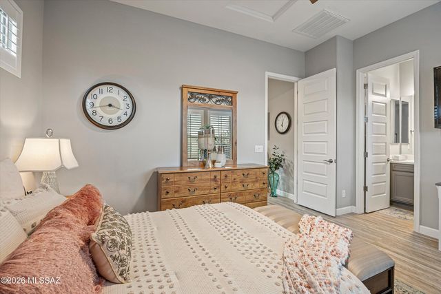 8489 N Lone Ranger Road, Tucson, AZ 85743