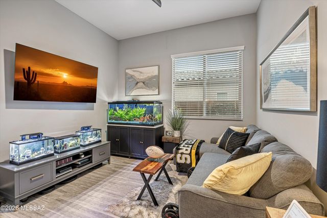 8489 N Lone Ranger Road, Tucson, AZ 85743