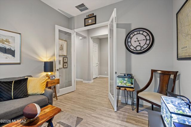 8489 N Lone Ranger Road, Tucson, AZ 85743