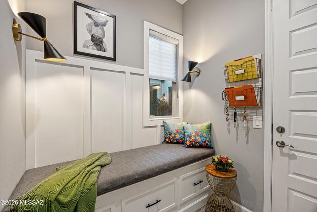 8489 N Lone Ranger Road, Tucson, AZ 85743