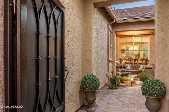 8489 N Lone Ranger Road, Tucson, AZ 85743