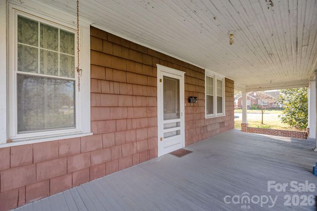 208 S Myrtle School Road, Gastonia, NC 28052