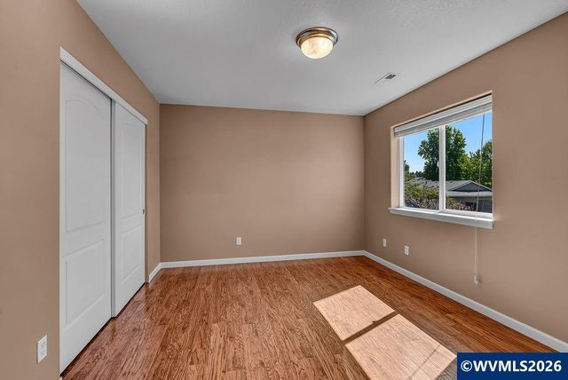 433 S Main St, Mt Angel, OR 97362