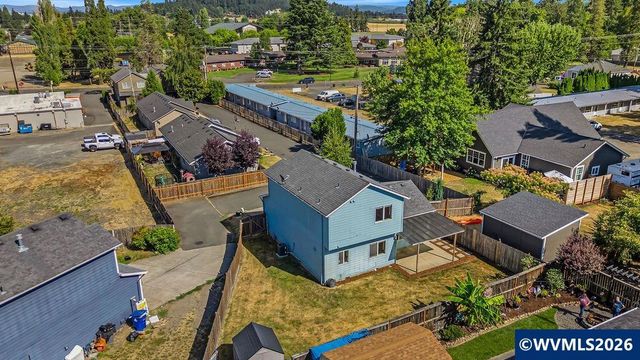 433 S Main St, Mt Angel, OR 97362