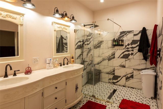 340 a W 3rd Street, Baird, TX 79504