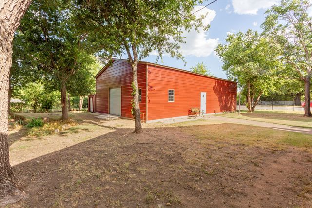340 a W 3rd Street, Baird, TX 79504