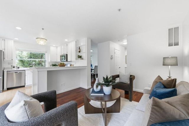 444 San Antonio Road 1A, Palo Alto, CA 94306