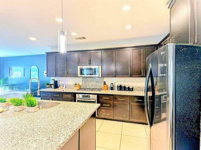 24440 Periwinkle Way, Lake Elsinore, CA 92532