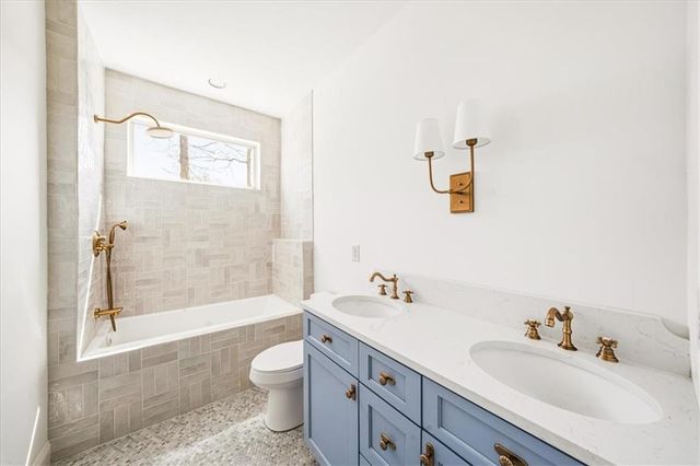 6022 Ben Parks Road, Murrayville, GA 30564