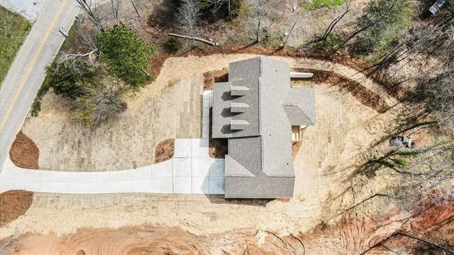 6022 Ben Parks Road, Murrayville, GA 30564