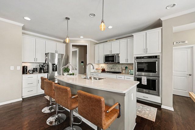 16089 Diamante Drive, Macomb Twp, MI 48044