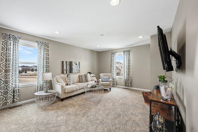 16089 Diamante Drive, Macomb Twp, MI 48044