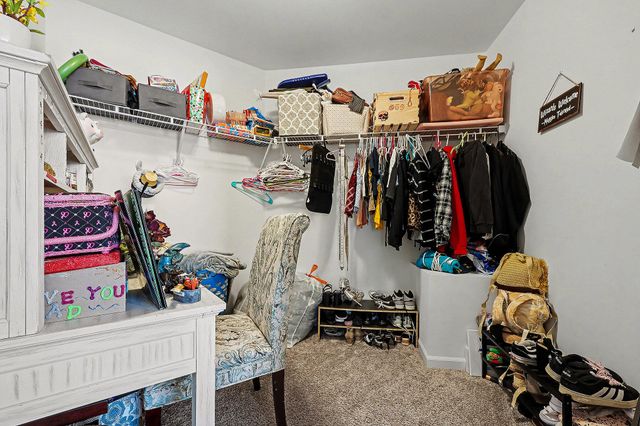 16089 Diamante Drive, Macomb Twp, MI 48044