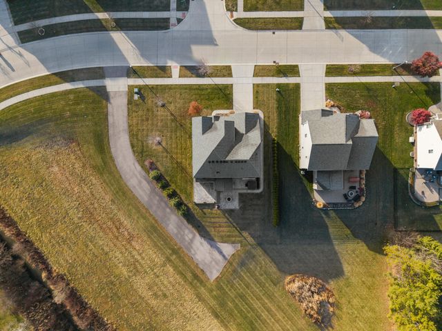 16089 Diamante Drive, Macomb Twp, MI 48044