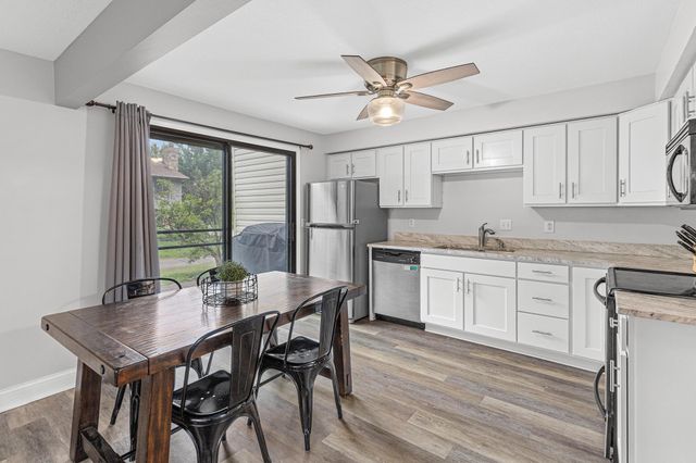 792 Tanglewood Drive, Shoreview, MN 55126