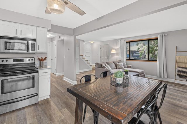 792 Tanglewood Drive, Shoreview, MN 55126